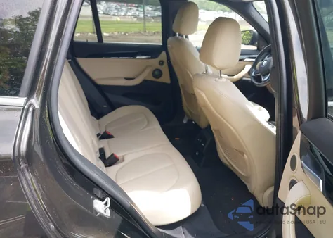 2016 BMW X1 xDrive28I z USA, uszkodzony, nr VIN WBXHT3C31GP889591